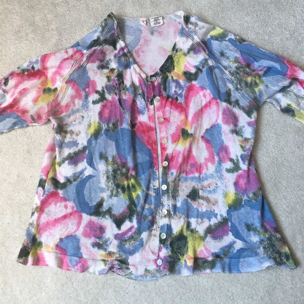 Beautiful Floral Moth Cardigan Size M